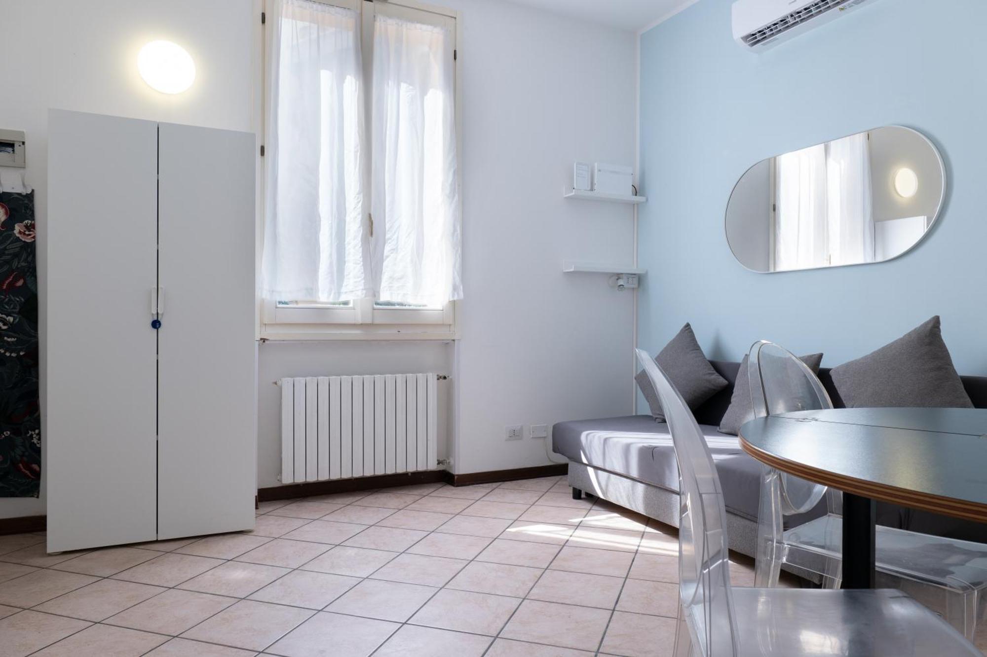 Turati Apartments Bologna Esterno foto